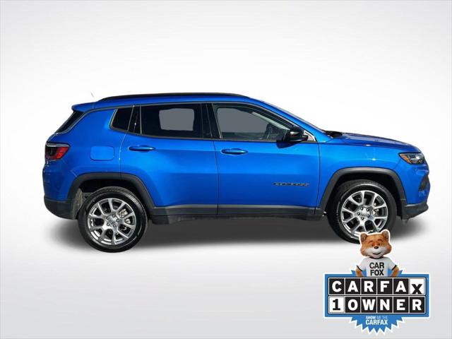 2022 Jeep Compass Latitude Lux 4x4 2022 Jeep Compass Latitude Lux 4x4