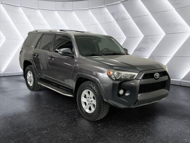 2016 Toyota 4Runner SR5 2016 Toyota 4Runner SR5