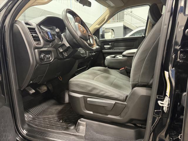 2019 RAM 3500 Tradesman Crew Cab 4x4 8 Box