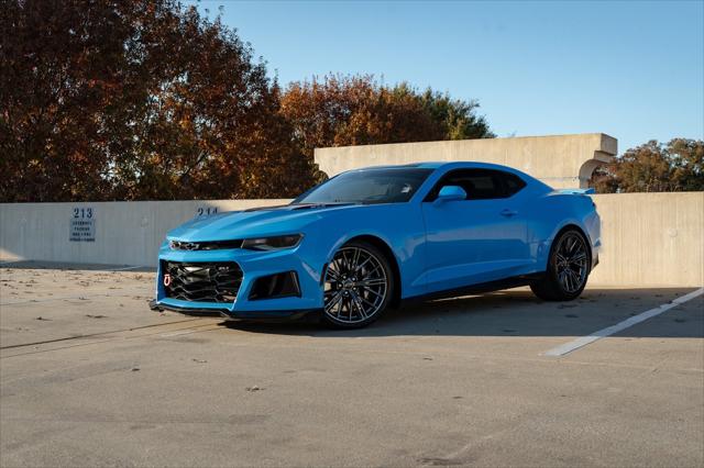 2022 Chevrolet Camaro RWD Coupe ZL1