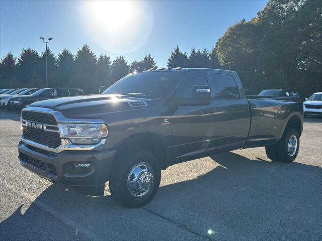 2023 RAM 3500 Tradesman Crew Cab 4x4 8 Box 2023 RAM 3500 Tradesman Crew Cab 4x4 8 Box