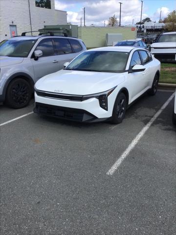 2025 Kia K4 LXS 2025 Kia K4 LXS