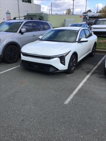 2025 Kia K4 LXS 2025 Kia K4 LXS