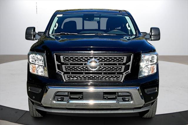 2020 Nissan TITAN Crew Cab SV 4x4 2020 Nissan TITAN Crew Cab SV 4x4