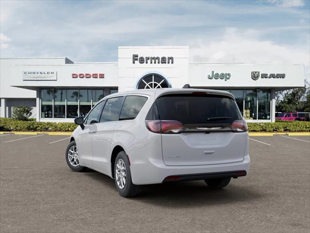 2026 Chrysler Voyager LX