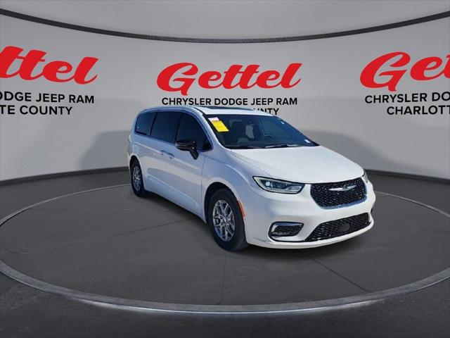 2025 Chrysler Pacifica Select 2025 Chrysler Pacifica Select