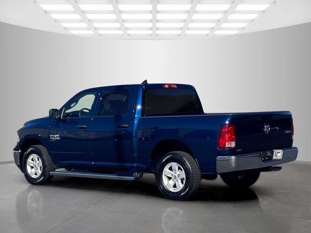 2024 RAM 1500 Classic Tradesman Crew Cab 4x4 57 Box 2024 RAM 1500 Classic Tradesman Crew Cab 4x4 57 Box