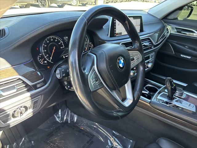 2018 BMW 750i 750i 2018 BMW 750i 750i