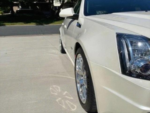 2012 Cadillac CTS-V Base 2012 Cadillac CTS-V Base