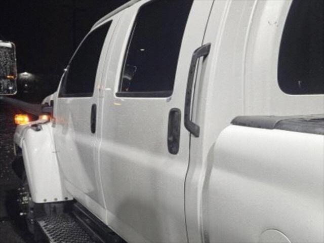 2008 Chevrolet CC4500 4X2 4dr Crew Cab 169 235 in. WB 2008 Chevrolet CC4500 4X2 4dr Crew Cab 169 235 in. WB