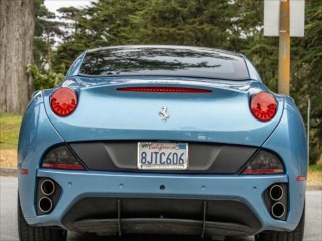 2013 Ferrari California Base 2013 Ferrari California Base