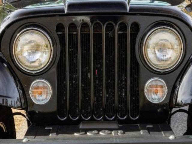 1985 Jeep CJ 4WD Base 2dr 4WD SUV 1985 Jeep CJ 4WD Base 2dr 4WD SUV