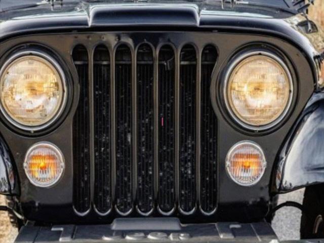 1985 Jeep CJ 4WD Base 2dr 4WD SUV 1985 Jeep CJ 4WD Base 2dr 4WD SUV