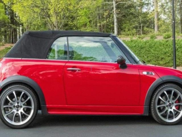 2006 Mini Cooper S Base 2006 Mini Cooper S Base