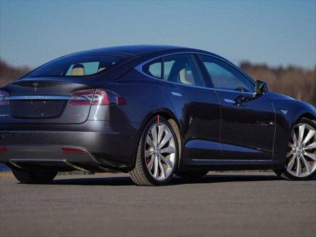 2015 Tesla Model S 2015 Tesla Model S