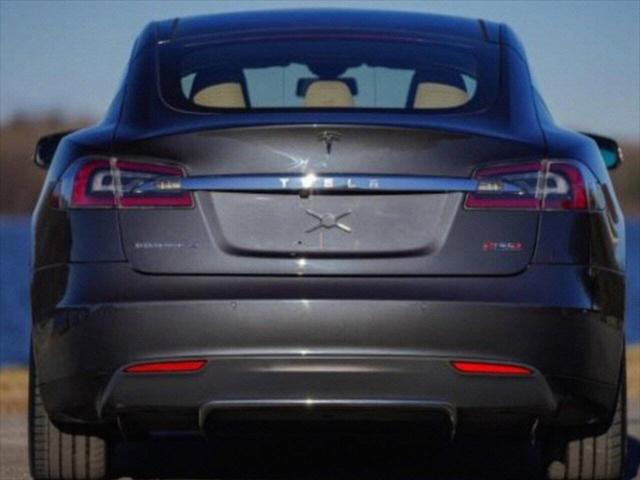 2015 Tesla Model S 2015 Tesla Model S