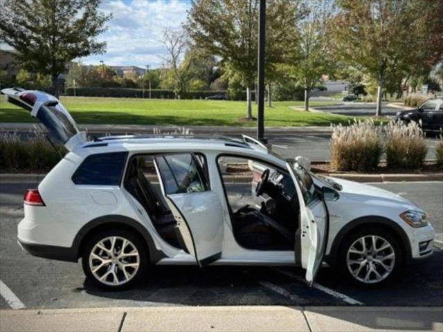 2019 Volkswagen Golf Alltrack TSI 2019 Volkswagen Golf Alltrack TSI
