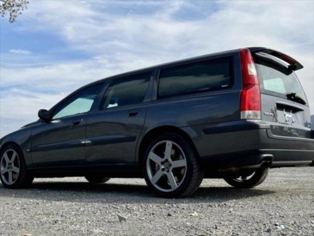 2004 Volvo V70 2004 Volvo V70
