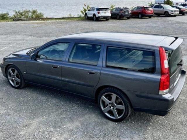 2004 Volvo V70 2004 Volvo V70