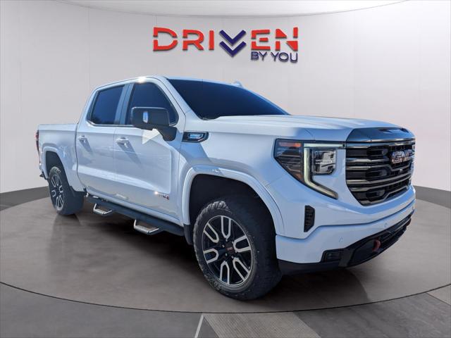 2023 GMC Sierra 1500 4WD Crew Cab Short Box AT4