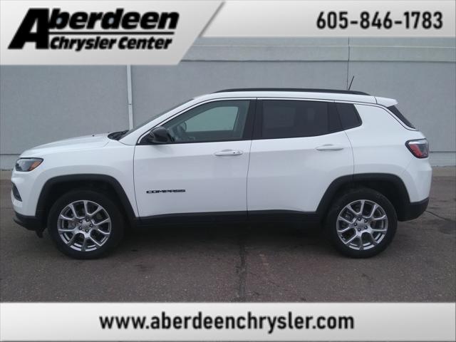 2022 Jeep Compass Latitude Lux 4x4