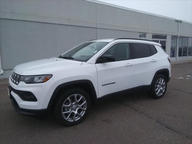 2022 Jeep Compass Latitude Lux 4x4