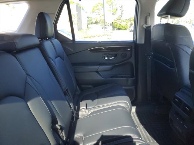 2023 Honda Pilot 2WD Touring