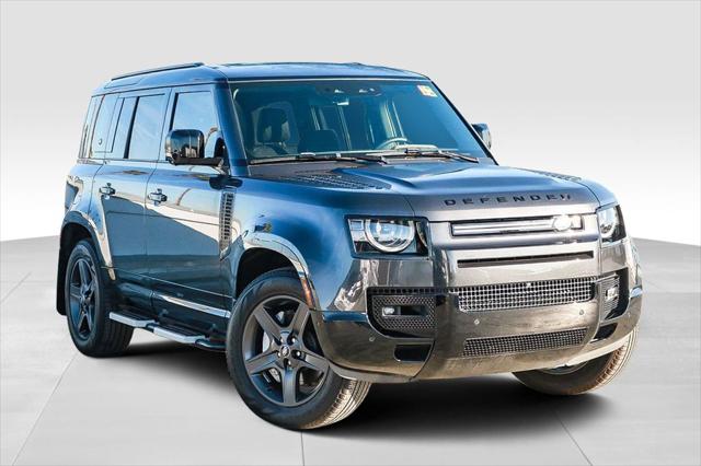 2024 Land Rover Defender 110 P400 X-Dynamic SE