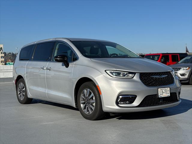 2024 Chrysler Pacifica Hybrid Select 2024 Chrysler Pacifica Hybrid Select