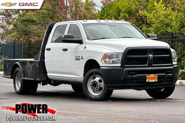 2017 RAM 3500 Chassis Tradesman/SLT/Laramie