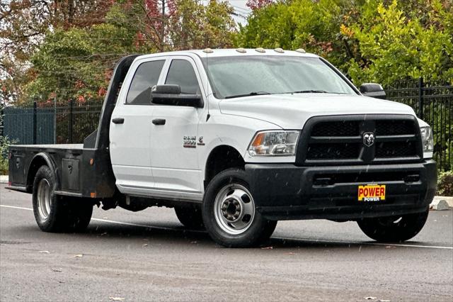 2017 RAM 3500 Chassis Tradesman/SLT/Laramie