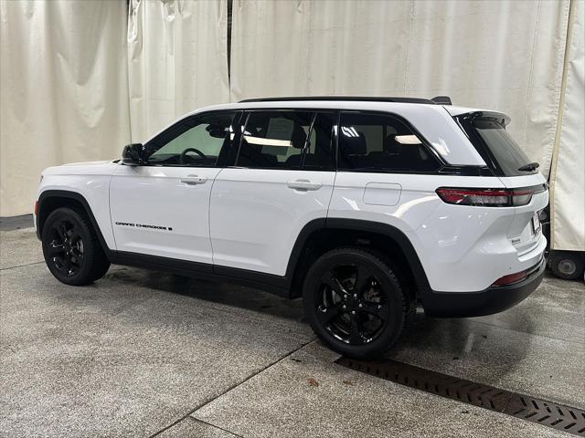 2023 Jeep Grand Cherokee Altitude 4x4