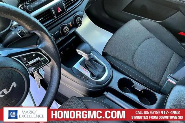 2023 Kia Forte LX