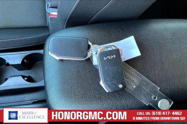 2023 Kia Forte LX