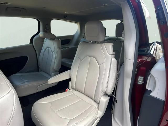 2021 Chrysler Voyager LXI