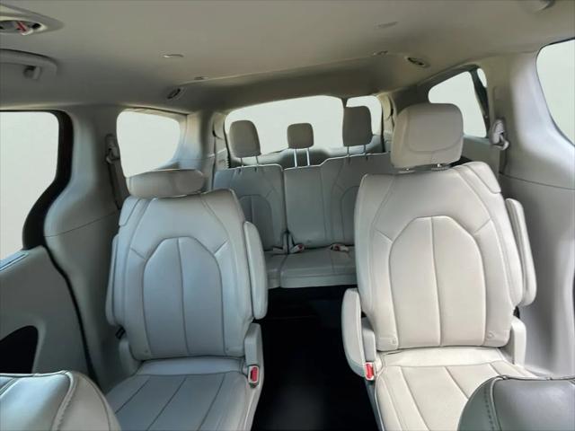 2021 Chrysler Voyager LXI