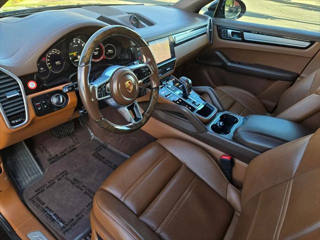 2023 Porsche Cayenne E-Hybrid Platinum Edition