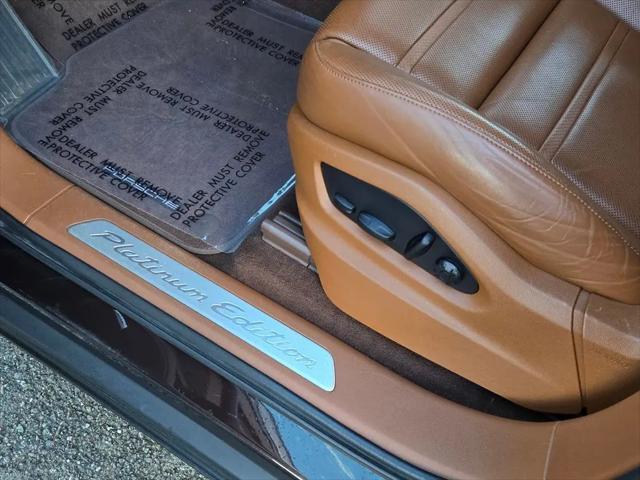 2023 Porsche Cayenne E-Hybrid Platinum Edition