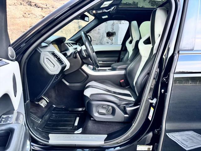 2015 Land Rover Range Rover Sport 5.0L V8 Supercharged SVR