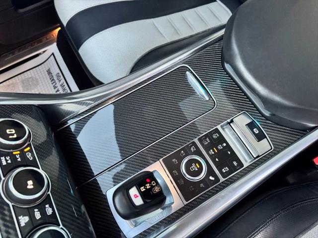 2015 Land Rover Range Rover Sport 5.0L V8 Supercharged SVR