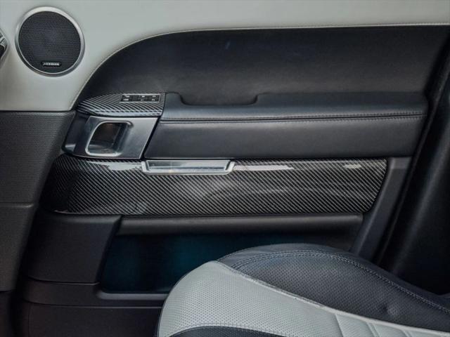 2015 Land Rover Range Rover Sport 5.0L V8 Supercharged SVR