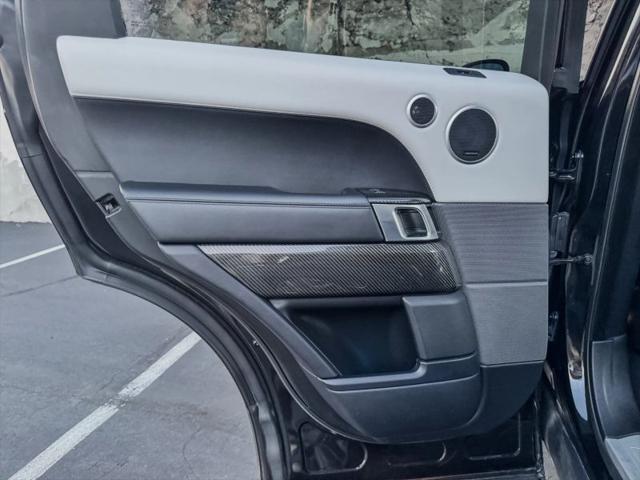 2015 Land Rover Range Rover Sport 5.0L V8 Supercharged SVR