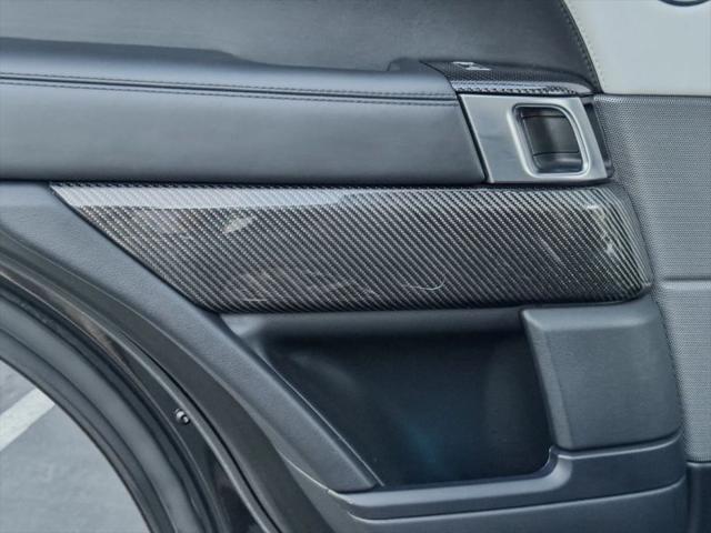 2015 Land Rover Range Rover Sport 5.0L V8 Supercharged SVR