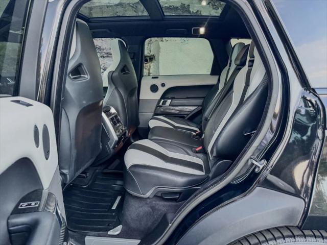 2015 Land Rover Range Rover Sport 5.0L V8 Supercharged SVR