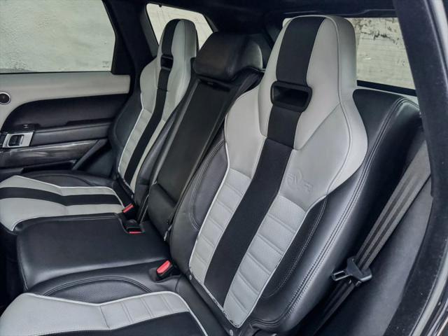2015 Land Rover Range Rover Sport 5.0L V8 Supercharged SVR