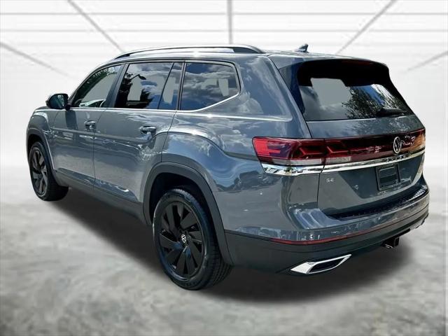 2026 Volkswagen Atlas SE with Technology