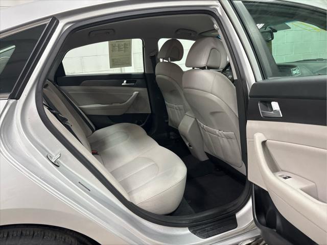 Used 2015 Hyundai Sonata For Sale in Wilmington, OH