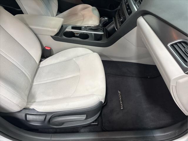 Used 2015 Hyundai Sonata For Sale in Wilmington, OH