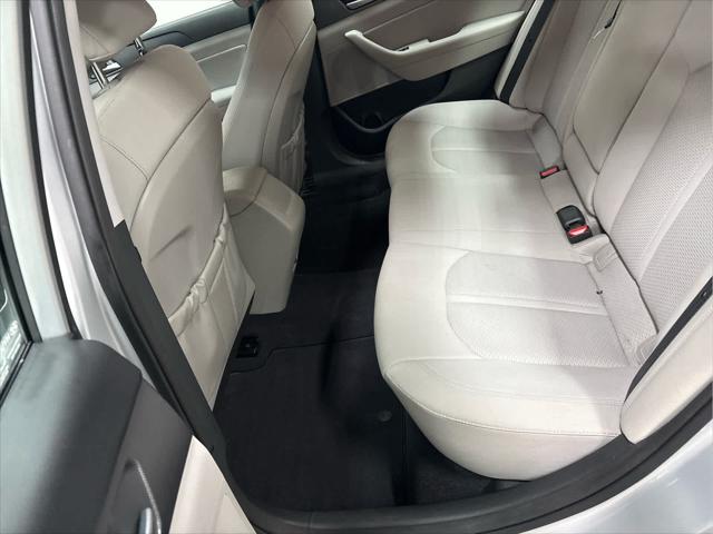 Used 2015 Hyundai Sonata For Sale in Wilmington, OH