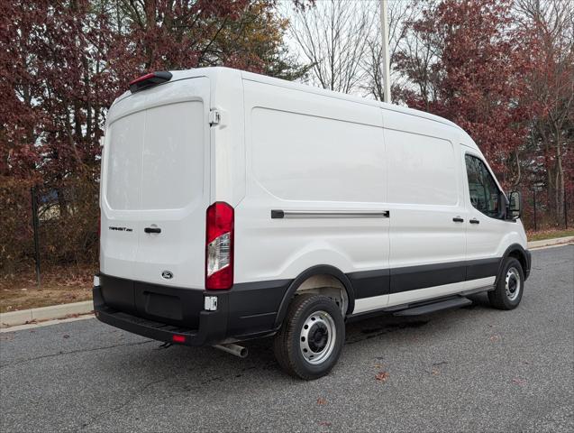 2026 Ford Transit Cargo Van T-250 148 Med Rf 9150 GVWR RWD